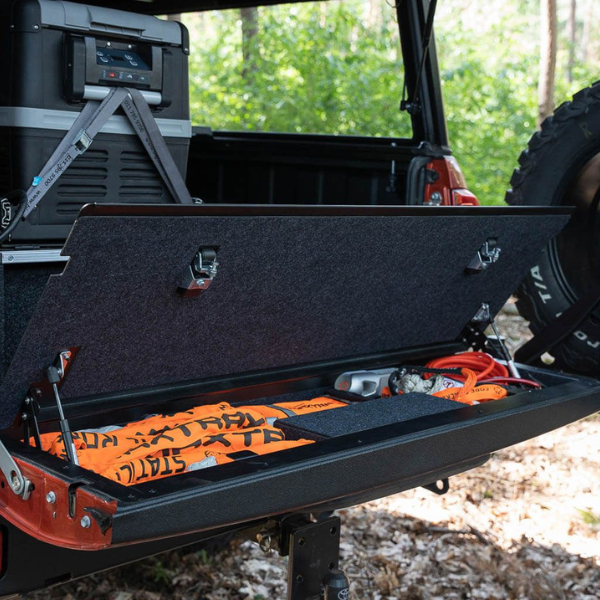 Huracan tailgate storage